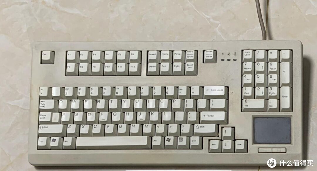 [INTJ狼测评]篇四：机械键盘怎么选购？近万字攻略，红黑青茶还是静电容？
